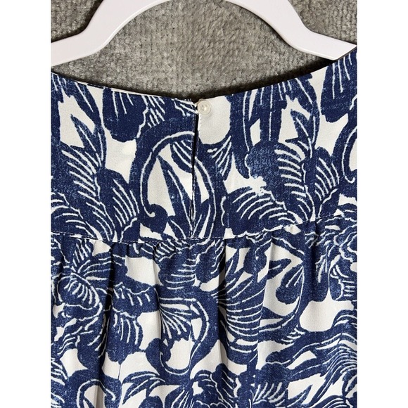 LOFT Petite Sleeveless Scoop Floral Top Womens Size Small SP Blue Ruffle Keyhole - Picture 5 of 7